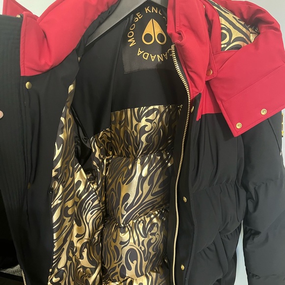 BNWT Moose Knuckles Puffer Jacket - Picture 6 of 9